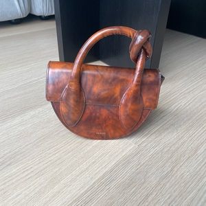 yuzefi smooth marble dolores/pretzel bag